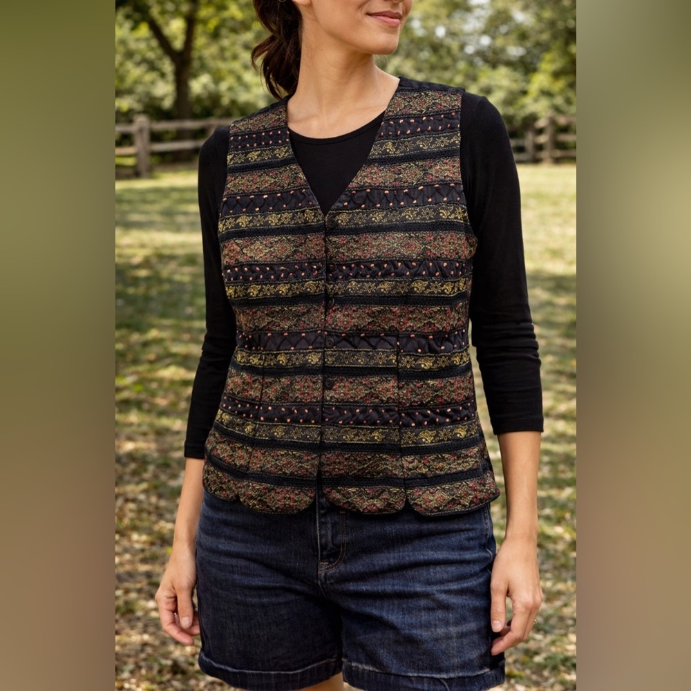 Paul Harris Design Vest Women Small Boho Tapestry Embroidered Button